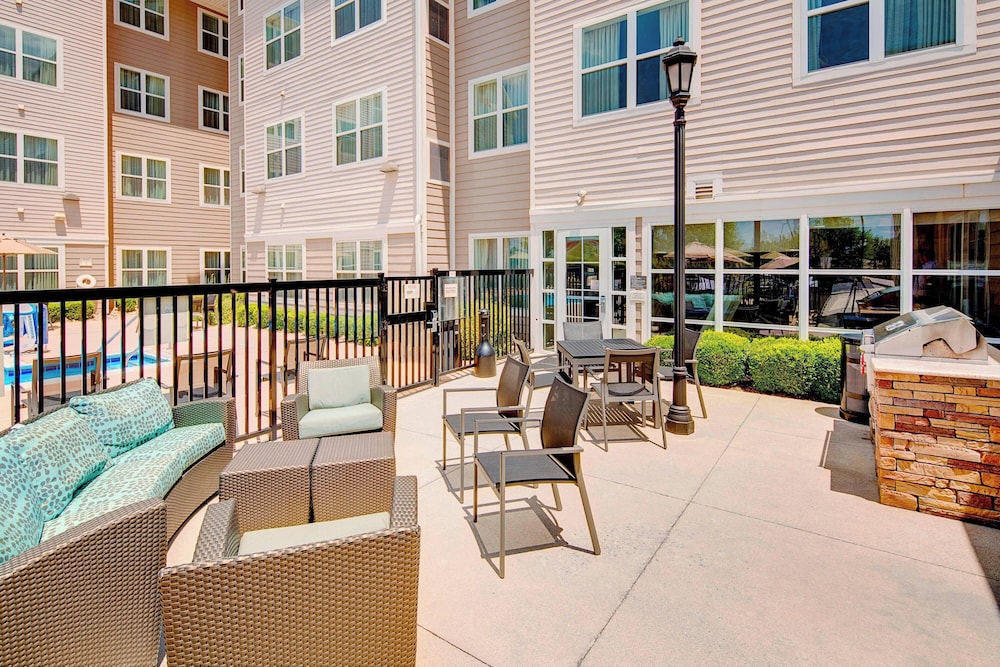 Residence Inn by Marriott Roanoke Airport - photo 19