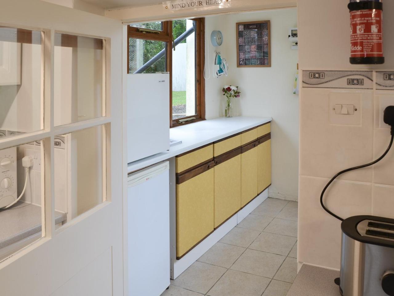 Glen Cottage — 4-Star Luxury Hotel in East Dereham, United Kingdom