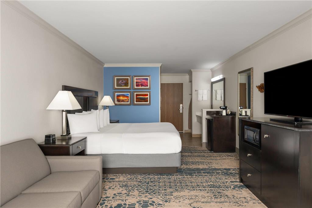 La Quinta Inn & Suites by Wyndham Moab - photo 26