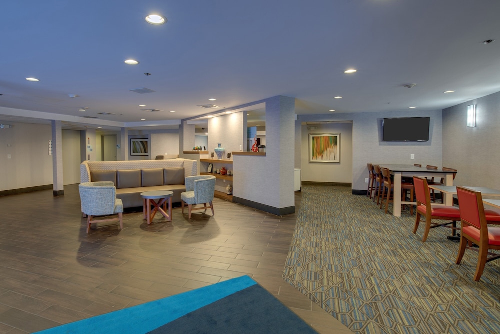 Holiday Inn Express W I40 Whitebridge Road by IHG - photo 26