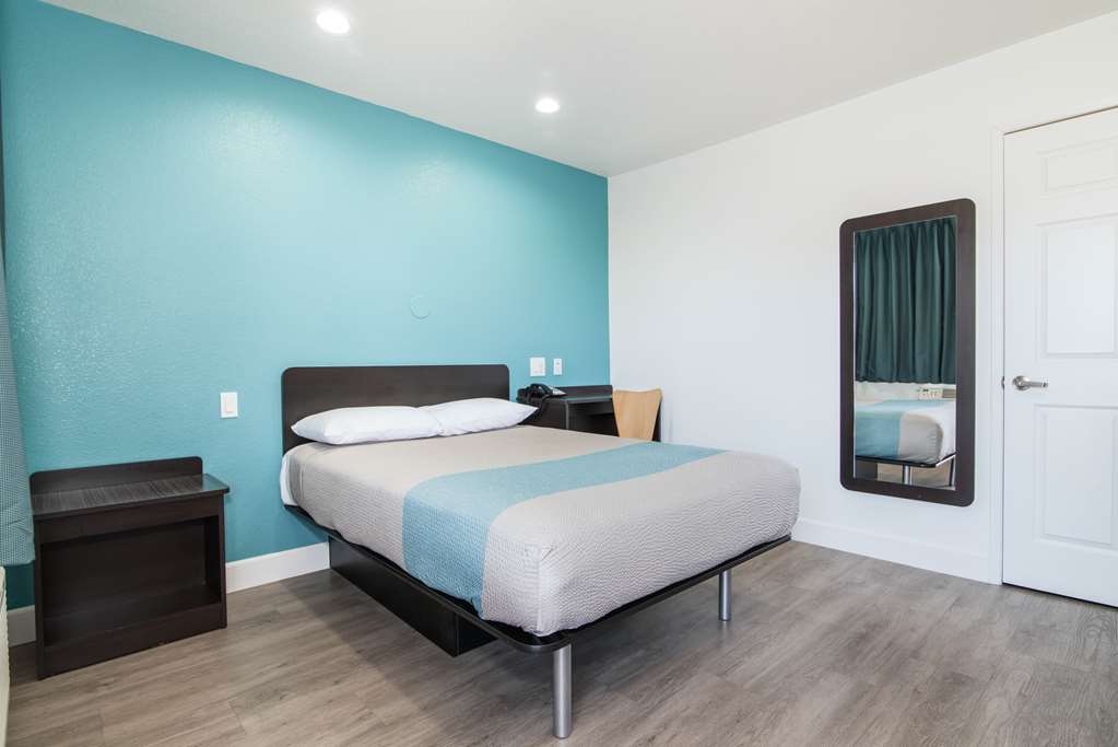 Motel 6 Moreno Valley Riverside March Air Base - photo 18