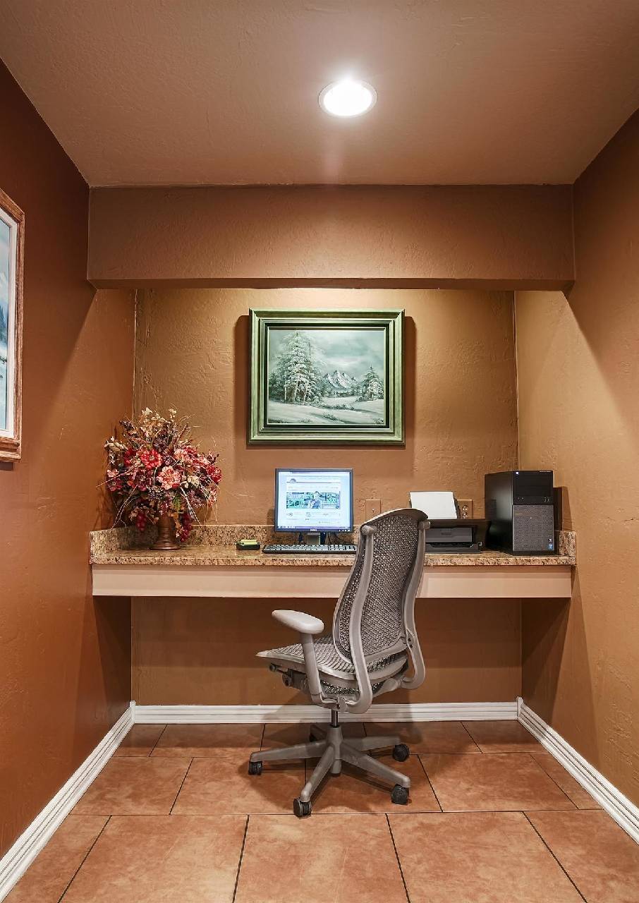 Best Western Inn Of Pinetop - photo 18