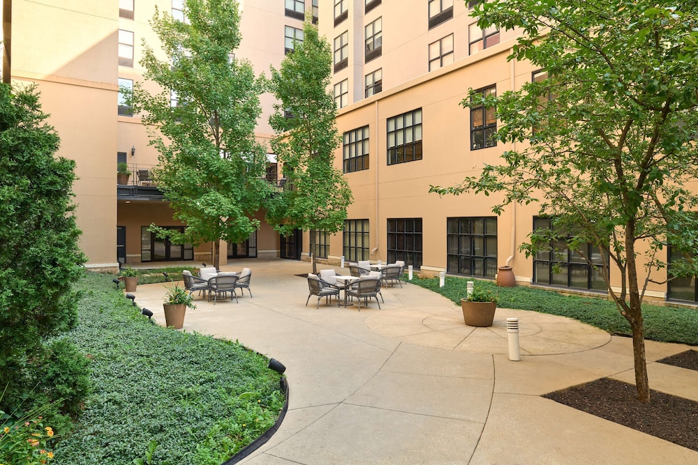 Hilton Garden Inn Bloomington - photo 55