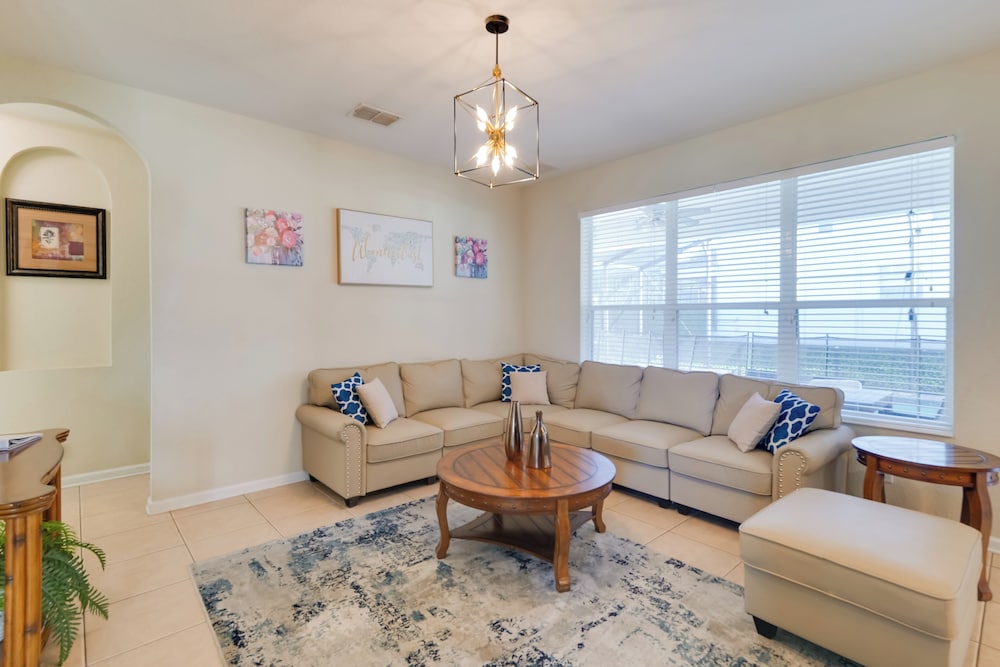 Windsor Hills Resort 2615 Six Bedroom Villa with Private Pool — 4-Star Luxury Hotel in Kissimmee, United States