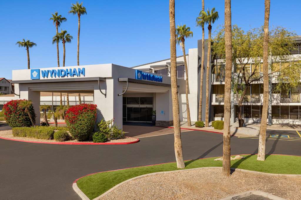 Wyndham Phoenix Airport Tempe - photo 3