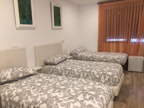Rooms H Skyline — Alcorcon — photo 3