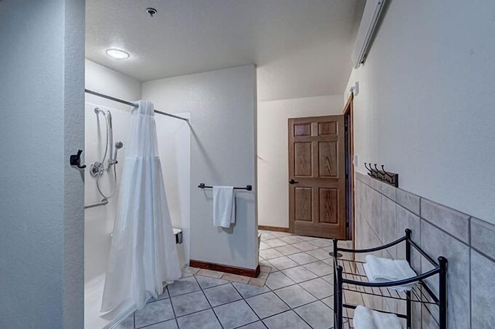 Canyon Lake Resort - photo 38