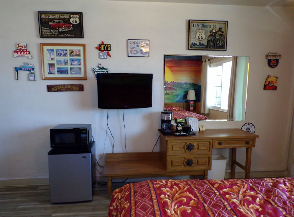 Cypress Tree Motel - photo 18