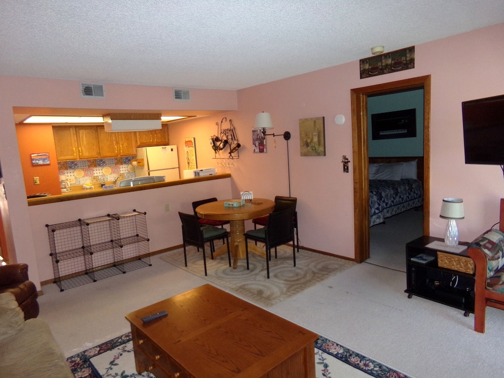 Mountainside 2 Bed 2 Bath - photo 12