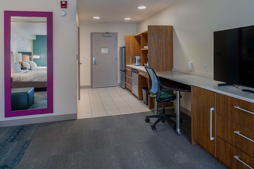 Home2 Suites by Hilton St. Louis Forest Park - photo 17