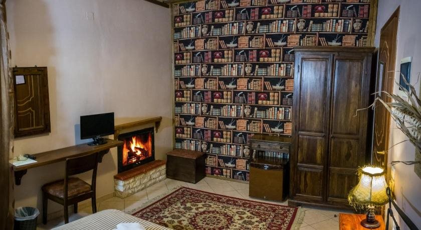 Xenonas Sta Tzakia in Karpenisi, Greece