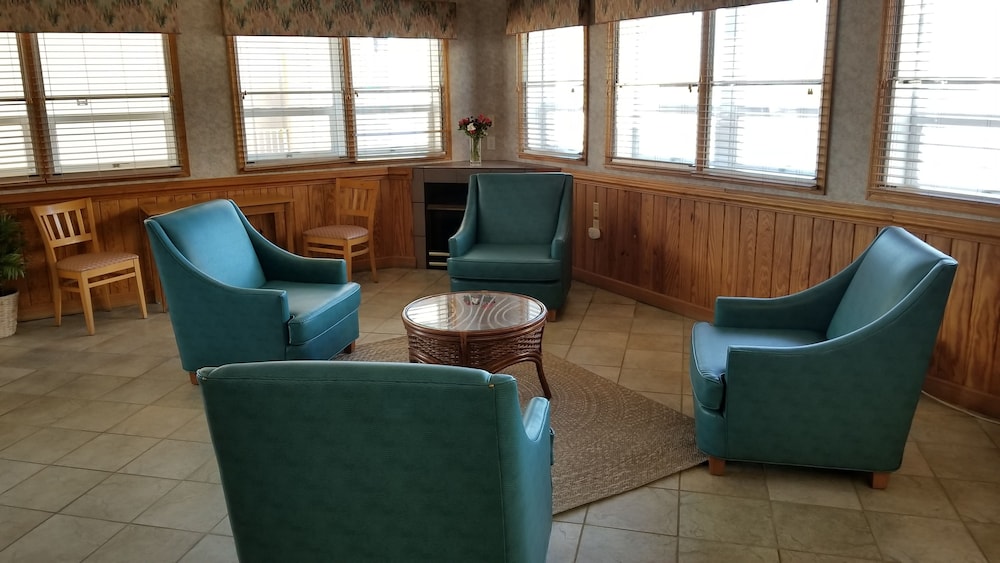 Mariner Inn And Suites - featured photo