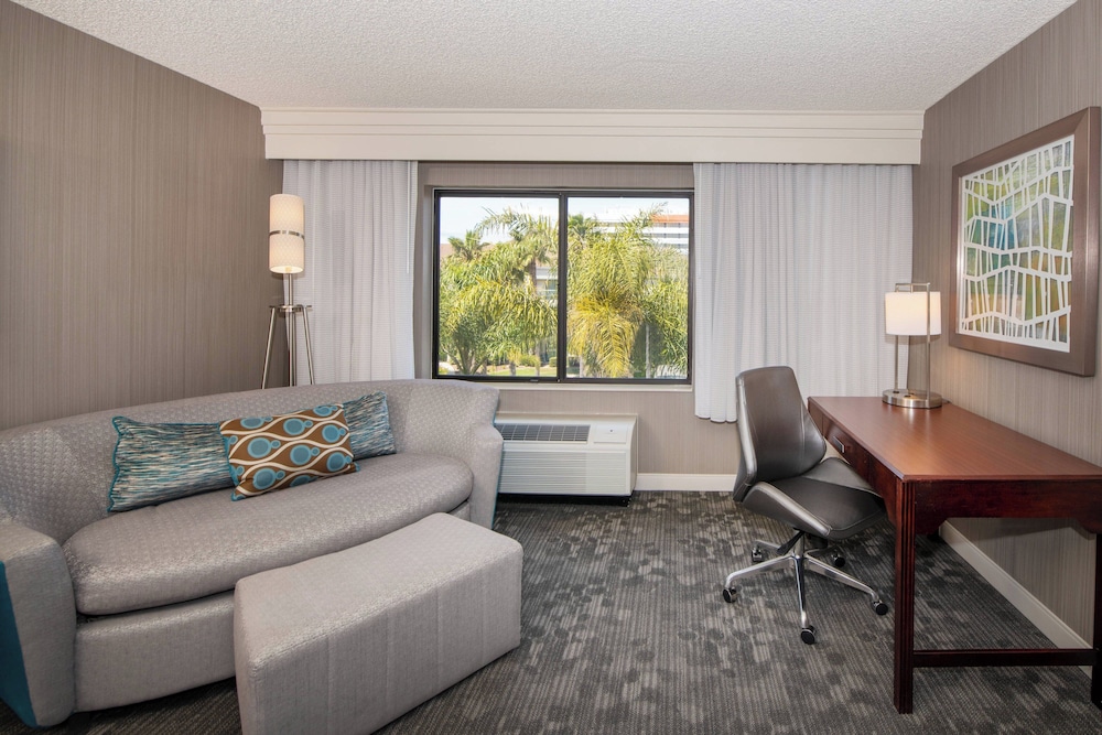 Courtyard by Marriott Oakland Airport - photo 20