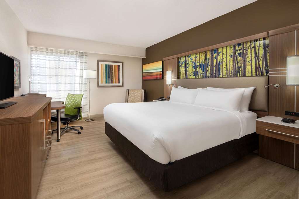 Wyndham Garden Marietta Atlanta North - photo 12