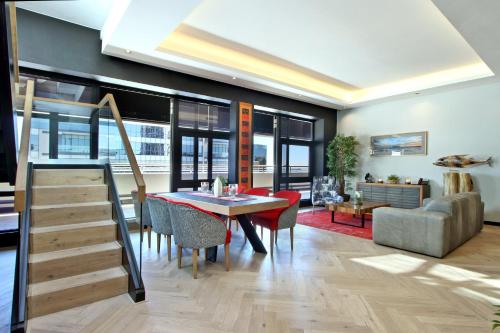 Crayfish Penthouse The Onyx Cape Town