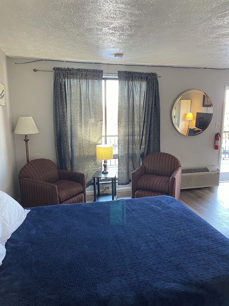 Ans Inn & Suites - photo 14