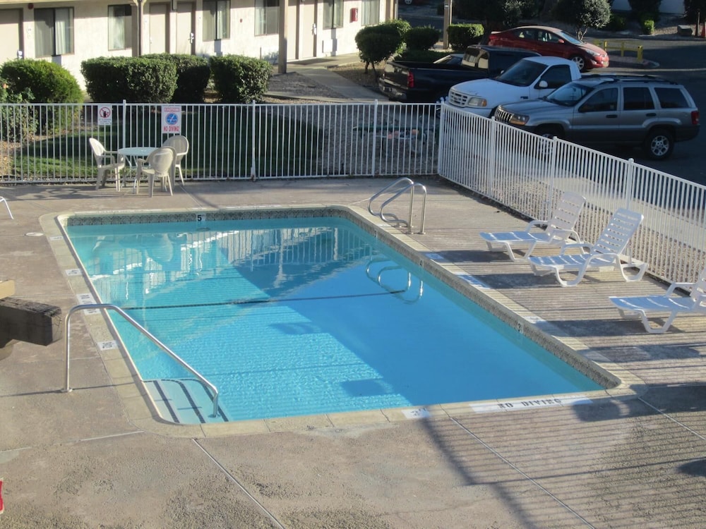 Premier Inns Concord - photo 12