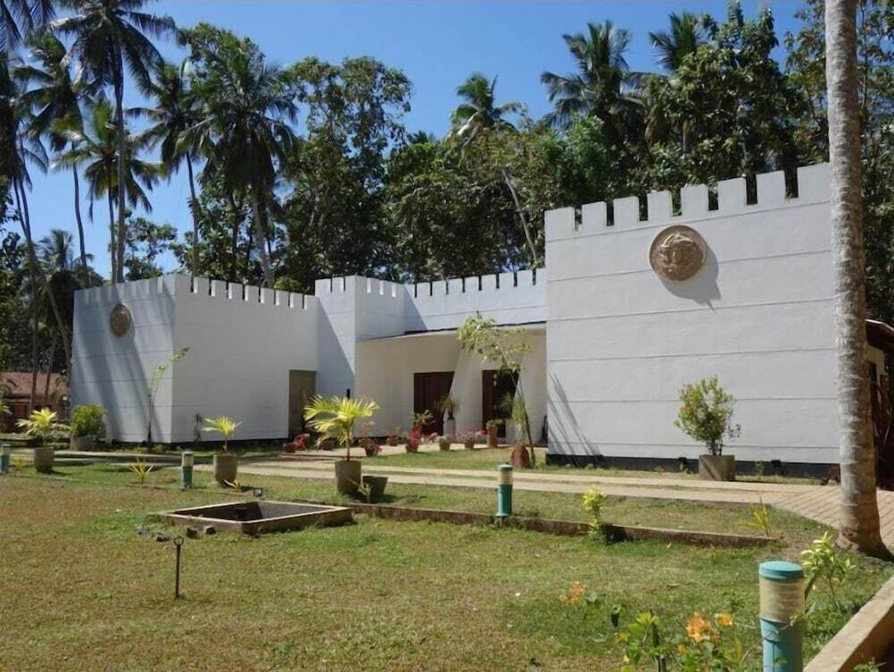 Royal Mandira Hotel in Gampaha, Sri Lanka
