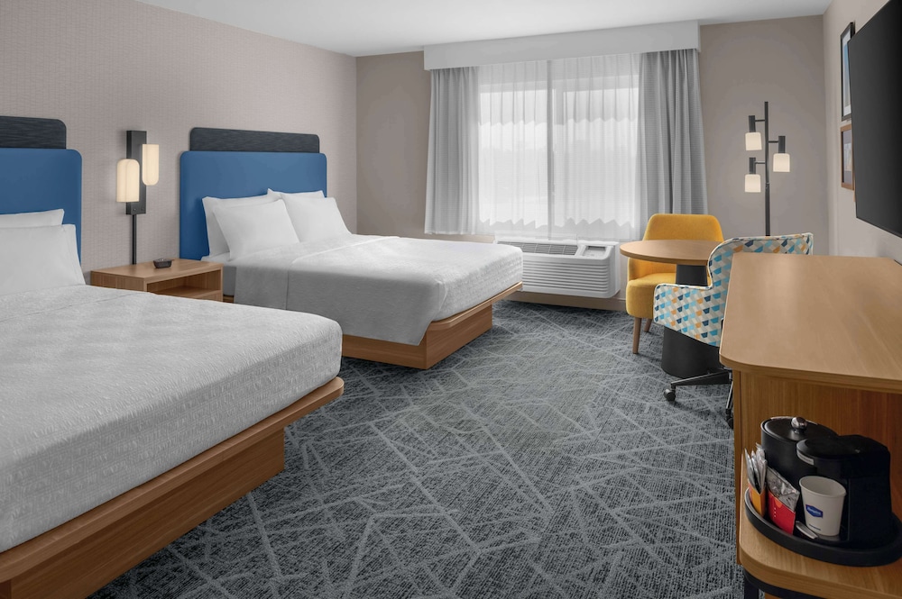 Hampton Inn by Hilton Costa Mesa Newport Beach - photo 6