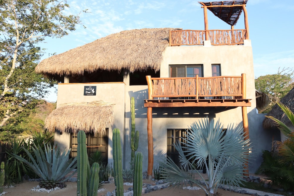 Casa Mexibali — 4-Star Luxury Hotel in La Union, Mexico