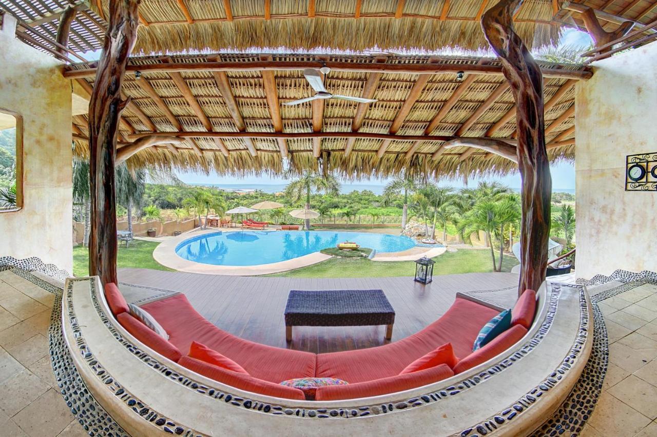 Espectacular Troncones Estate with 360 degree Views 5 minute walk from the main surf break — 4-Star Luxury Hotel in Monte Grande, Mexico