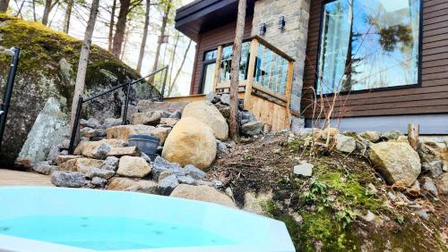 La Cache de l’Ours Thermal Experience Spa&Sauna in Unknown City, Canada