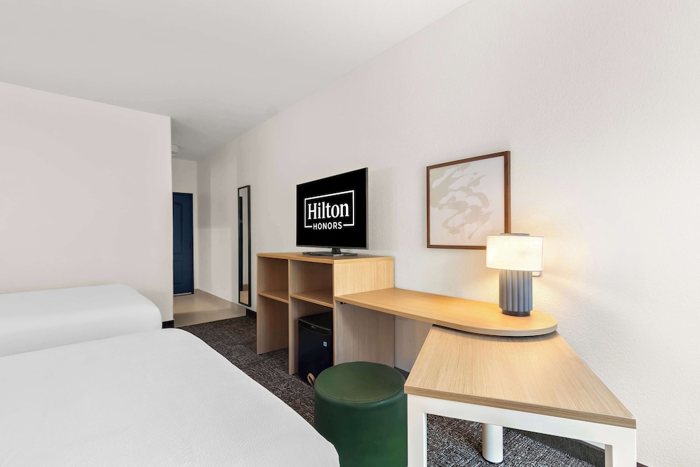 Spark by Hilton Missouri City - photo 24