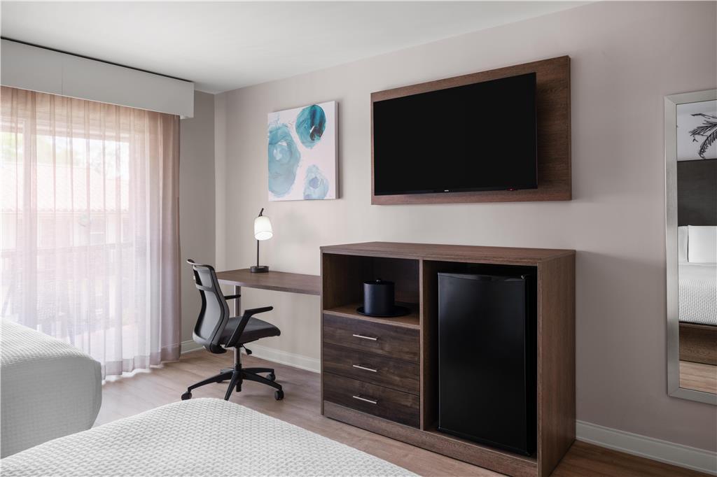 Best Western Plus Pepper Tree Inn - photo 16