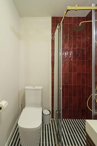 Modern Central Apt Near Stamba By Wehost