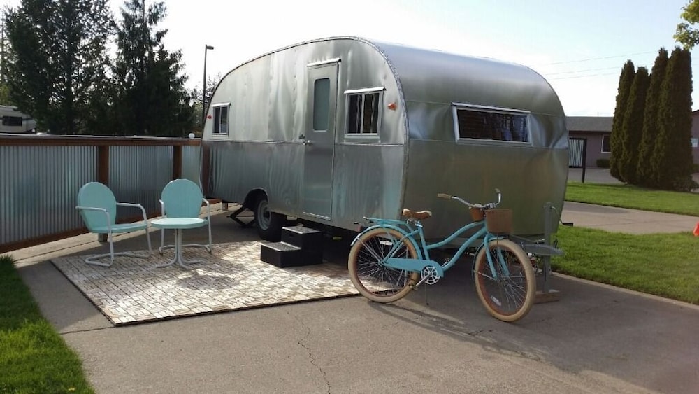 The Vintages Trailer Resort - photo 21