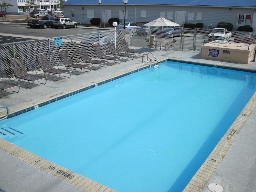 Kings Arms Motel - photo 18