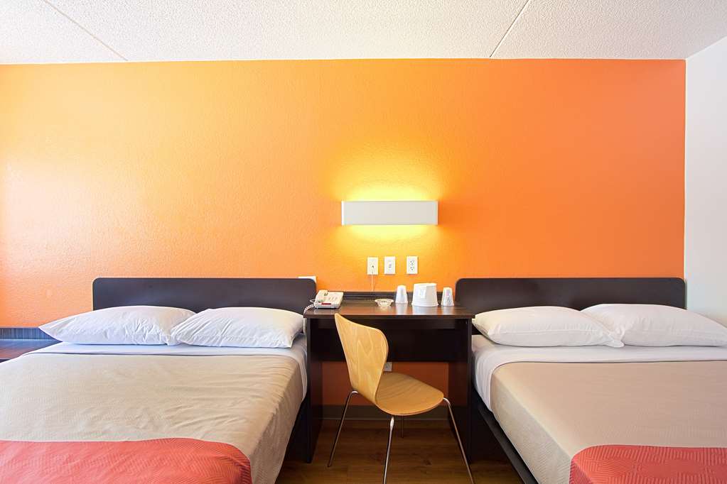 Motel 6 East Brunswick NJ - photo 11