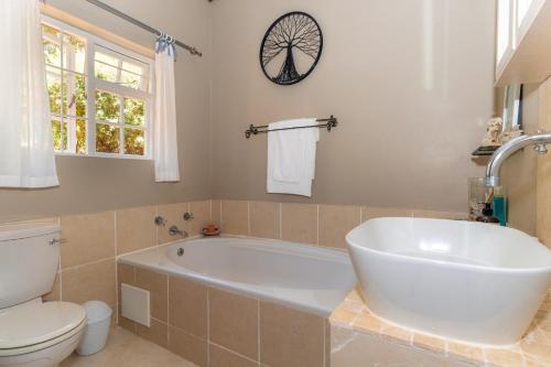 Tweni Cottage