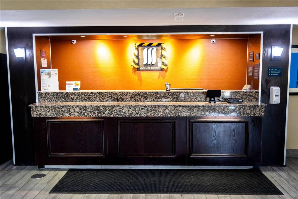 MainStay Suites Coralville Iowa City - photo 11
