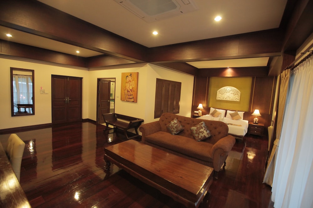 Wiang Kaew Hotel — Phu Phiang — photo 5