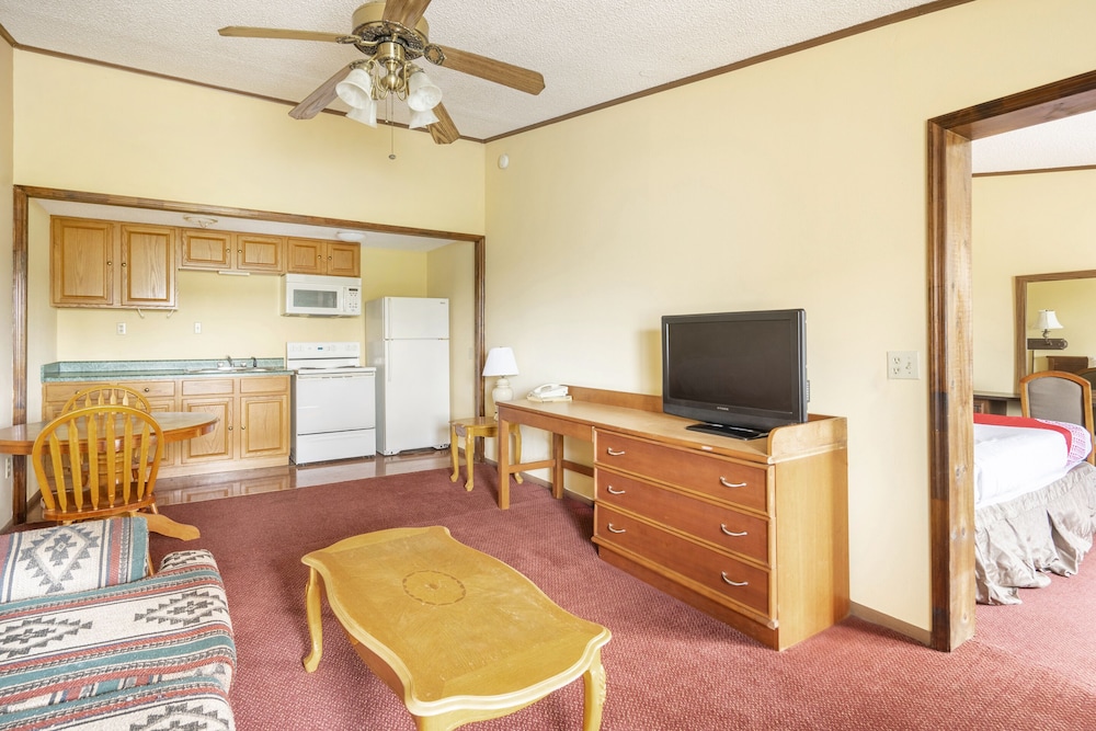 OYO Hotel Daleville AL Hwy 84 - photo 29