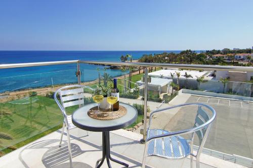 Apartment Erika — 4-Star Luxury Hotel in Protaras, Cyprus