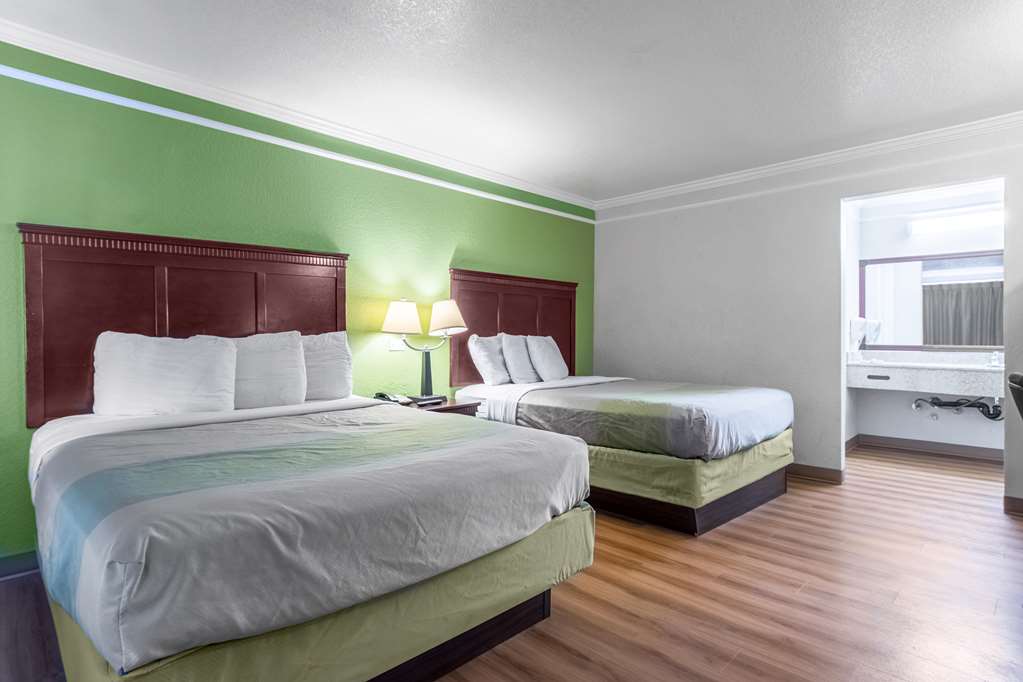 Motel 6 Kingsburg CA - photo 15