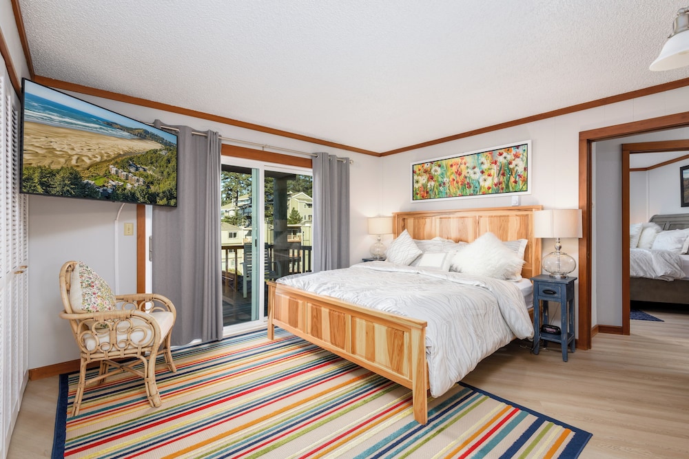 Little Creek Cove Beachfront Resort - photo 17