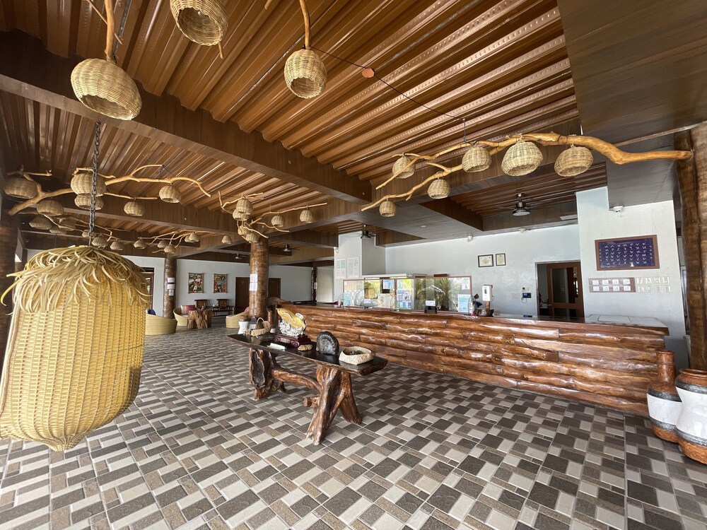 LaSersita Casitas and Water Spa Beach Resort by Cocotel — Mansalay — photo 3