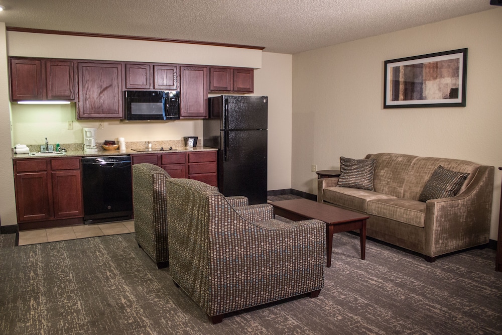 Cobblestone Suites Oshkosh - photo 21