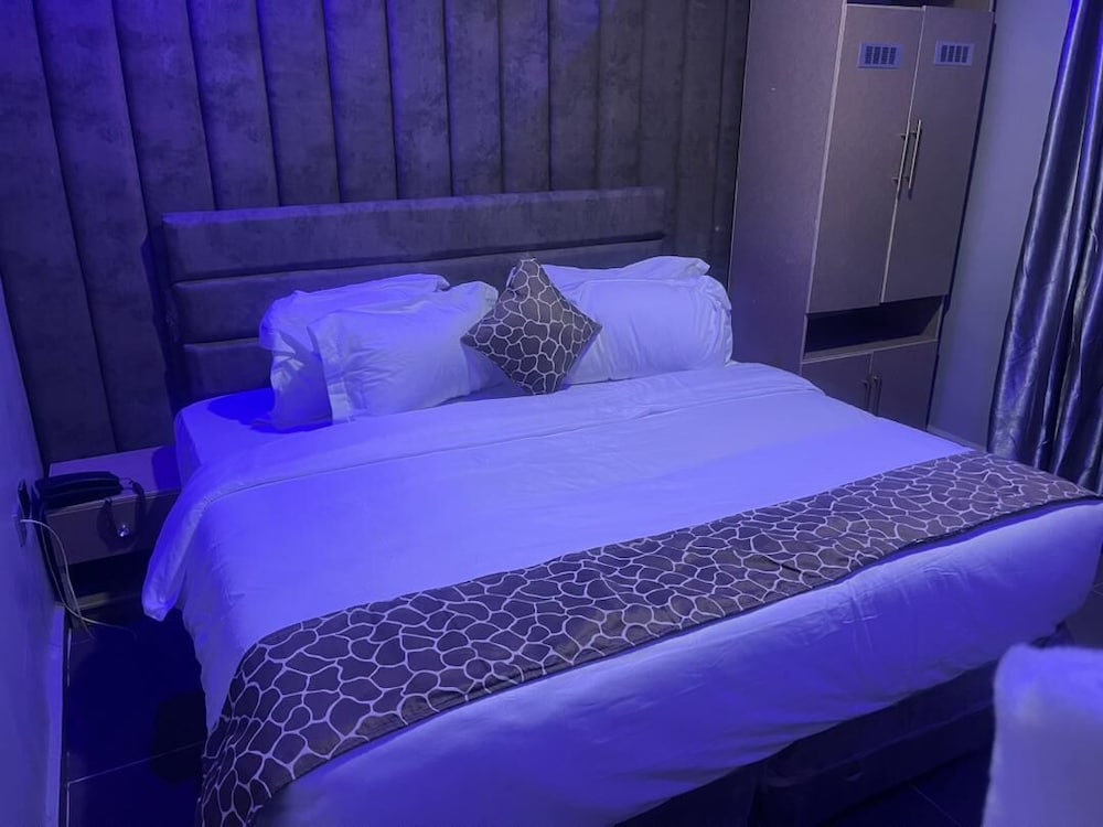 Station View Hotel — Lagos — photo 2