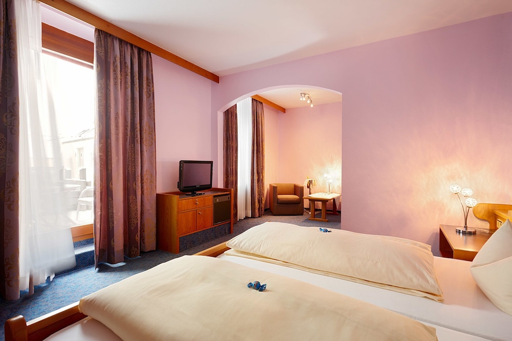 Hotel Bräutigams Weinstuben — Ihringen — photo 4