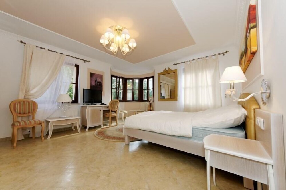 Hotel Villa Toscana — Gersthofen — photo 4