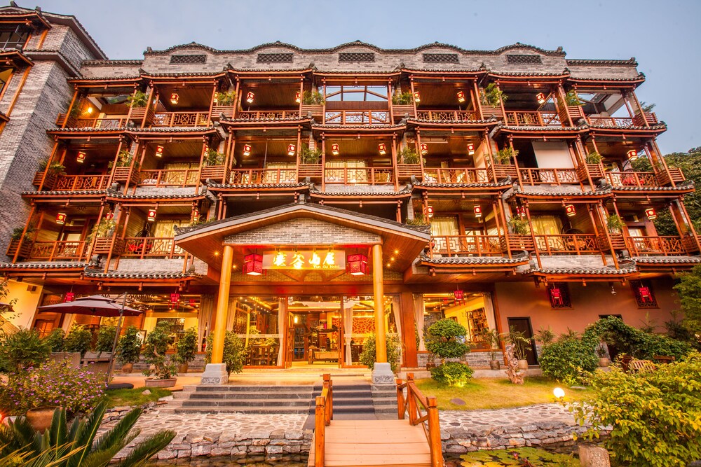 Moshang Meisu Yungu Shanju Hotel Yangshuo in Yangshuo, People's Republic of China
