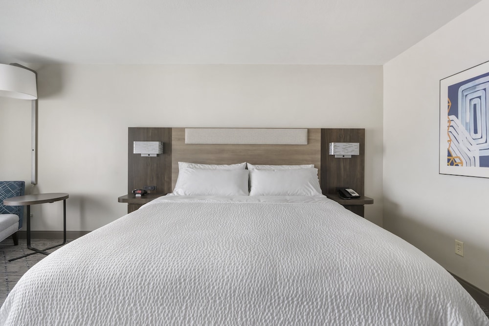 Holiday Inn Express Hotel & Suites Peru Lasalle Area by IHG - photo 11