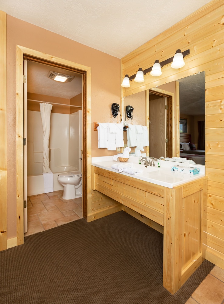 Flat Creek Inn - photo 24