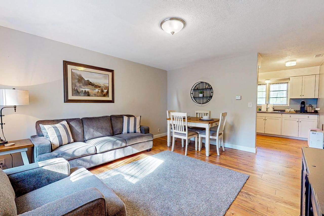 Oak Grove Getaway — hotel in Milwaukie