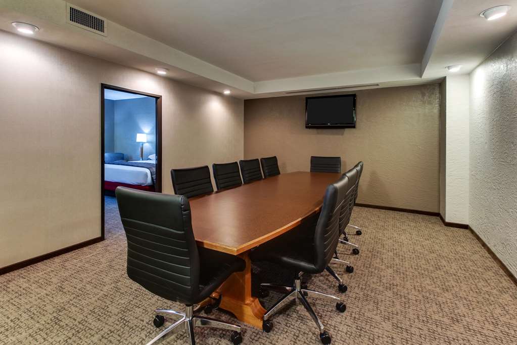Drury Inn & Suites Phoenix Happy Valley - photo 24