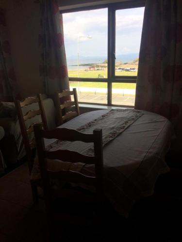 37 Atlantic Point Ground Floor Sea View Apartment sleeps 6 — 4-Star Luxury Hotel in Bundoran, Republic of Ireland